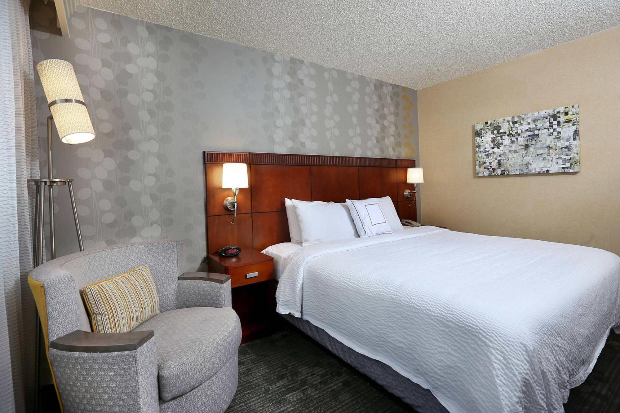 Courtyard By Marriott Denver Cherry Creek DEN Exterior foto