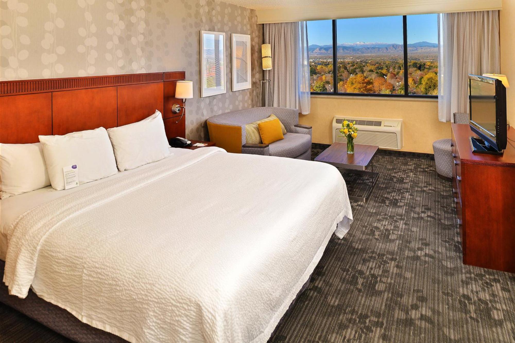Courtyard By Marriott Denver Cherry Creek DEN Exterior foto