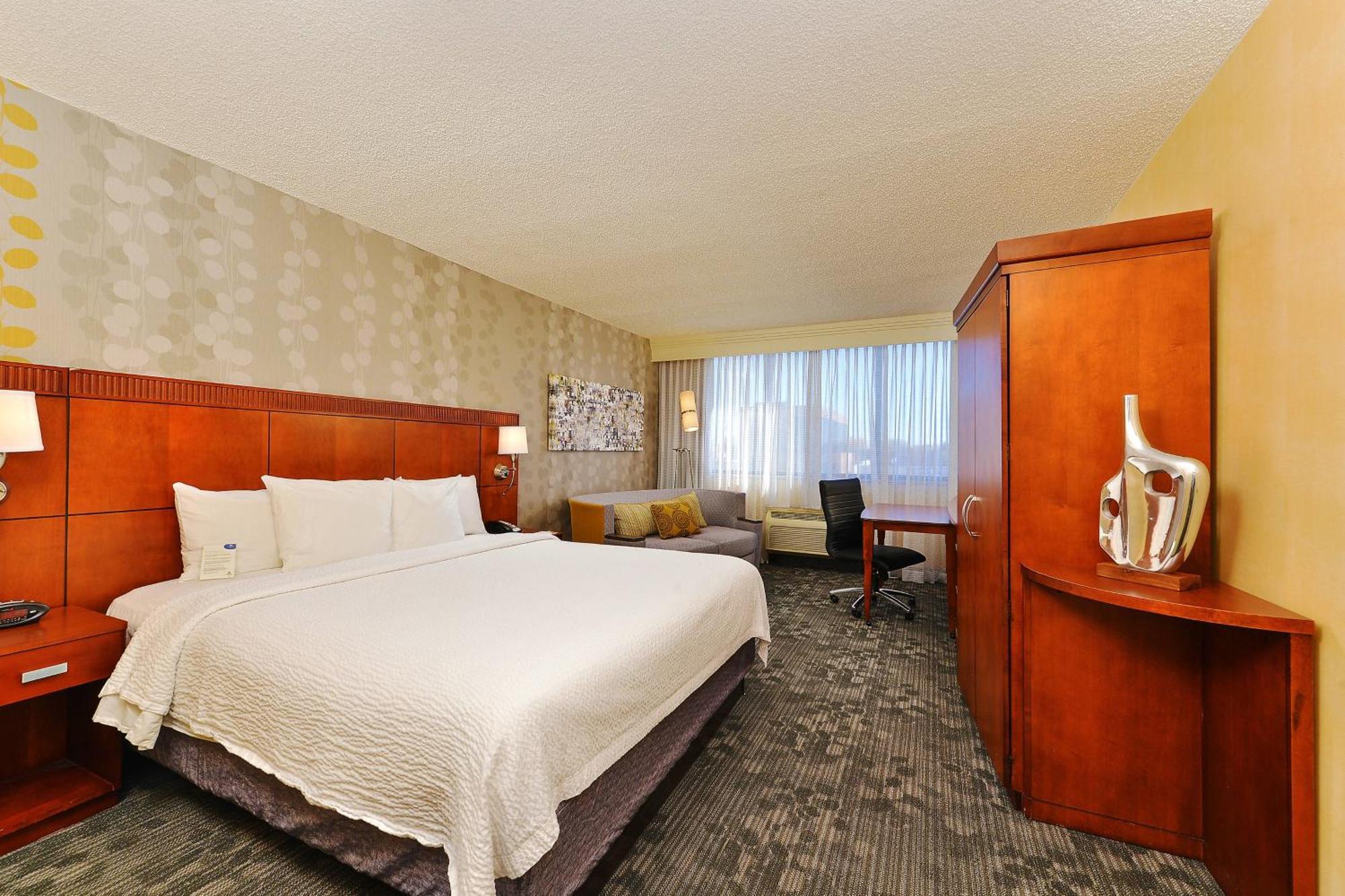 Courtyard By Marriott Denver Cherry Creek DEN Exterior foto